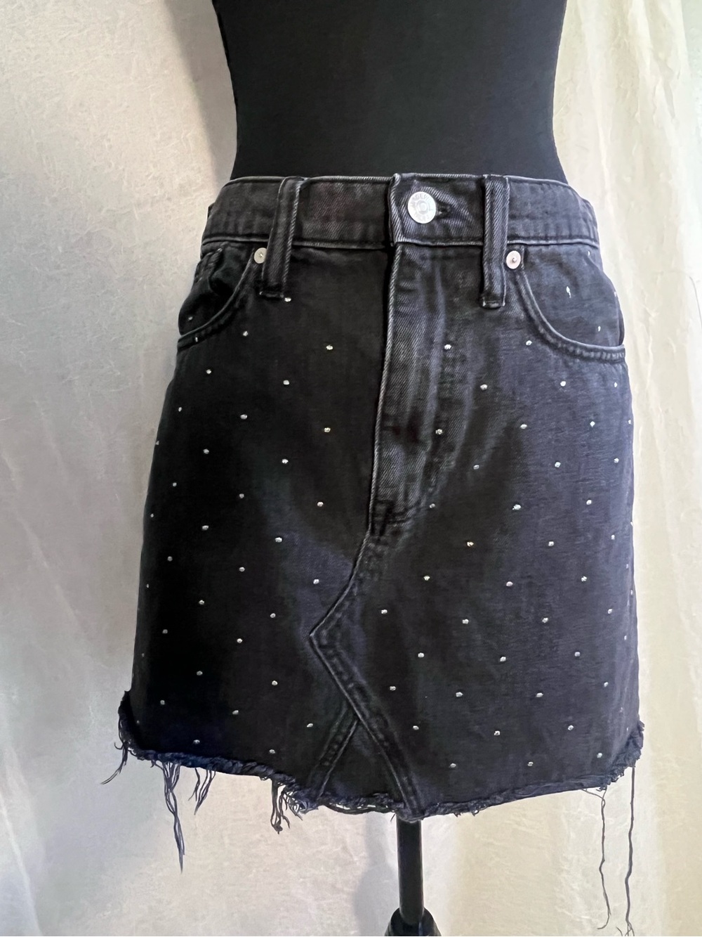 Madewell dark grey mini skirt with white polka dots